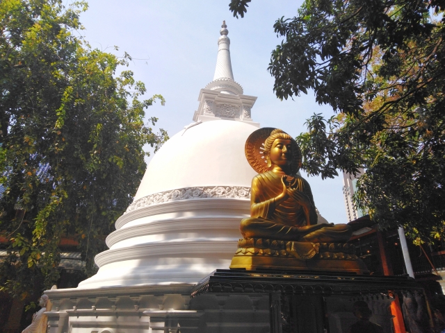 ガンガラーマ寺院